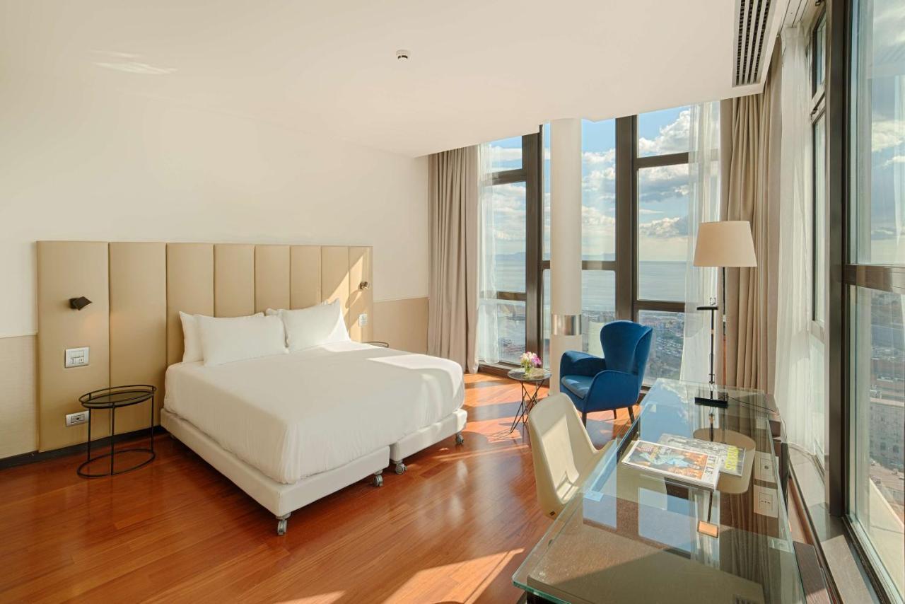 Hotel Nh Napoli Panorama Esterno foto
